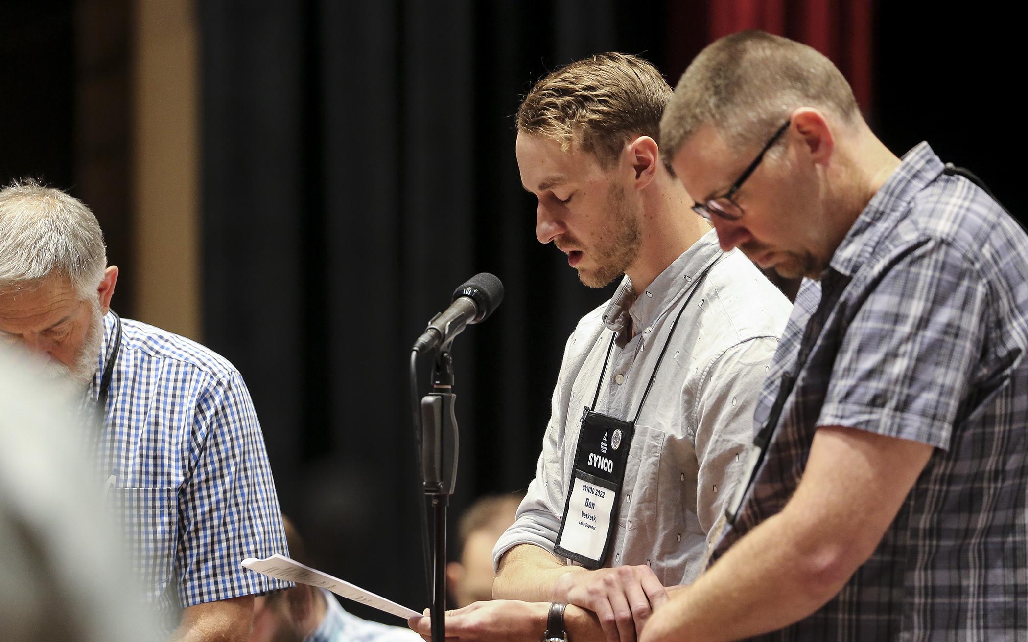 synod-begins-sexuality-discussions-with-prayer-of-lament-the-banner